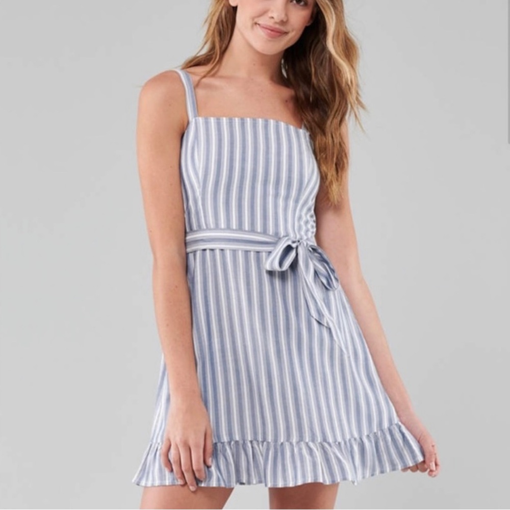 Hollister Co. Women's White and Blue Dress